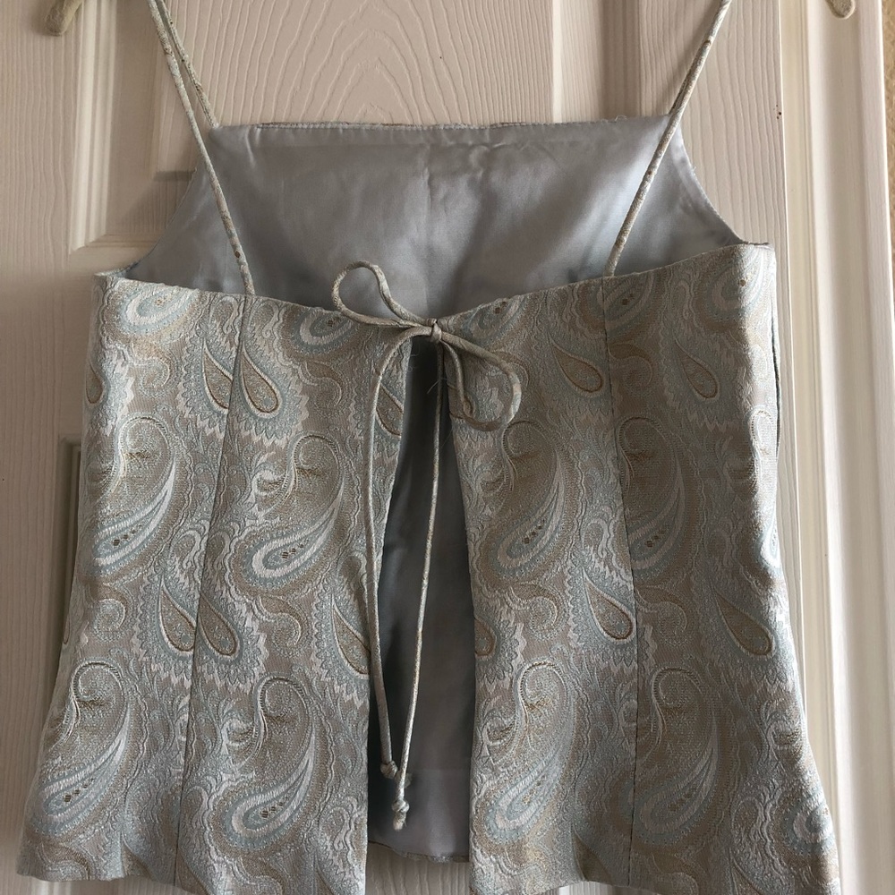 Reversible dressy tank